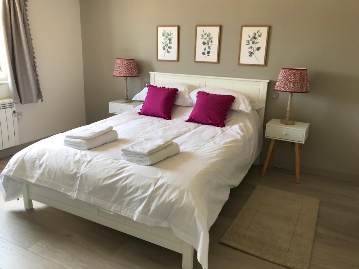 Glebe Barn, Little Glebe Farm Apartment Cheltenham Bagian luar foto