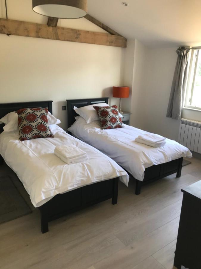 Glebe Barn, Little Glebe Farm Apartment Cheltenham Bagian luar foto